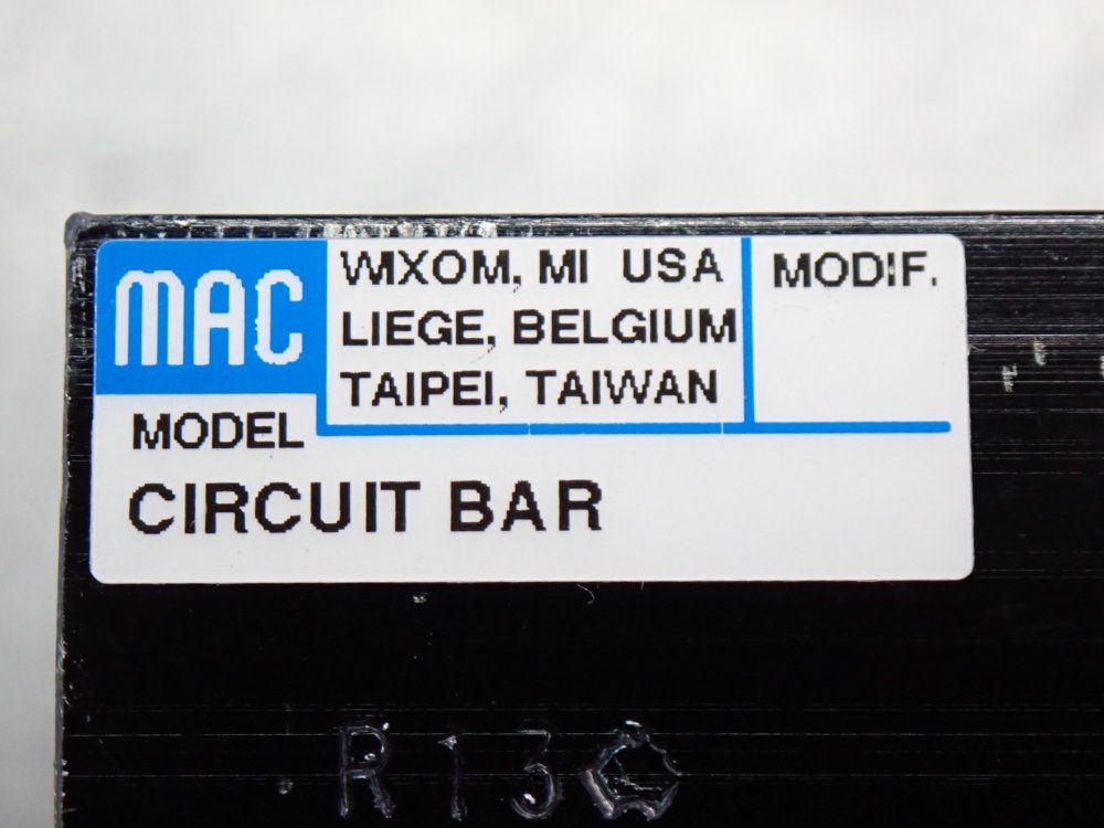 Mac Valve Pneumatic Manifold 18 In