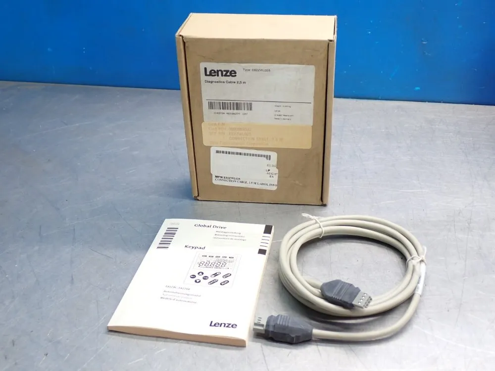 Lenze 2.5m Connection Cable - E82zwl025