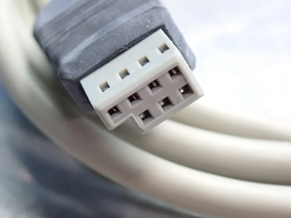 Lenze 2.5m Connection Cable - E82zwl025