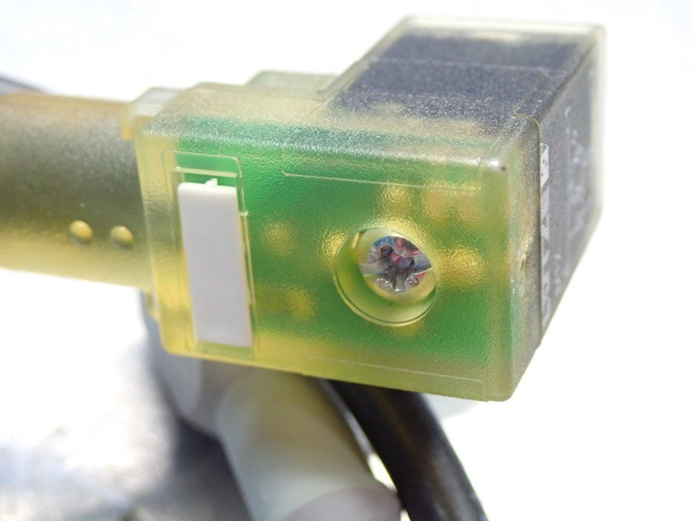 Lutze Connection Cable - E09060190