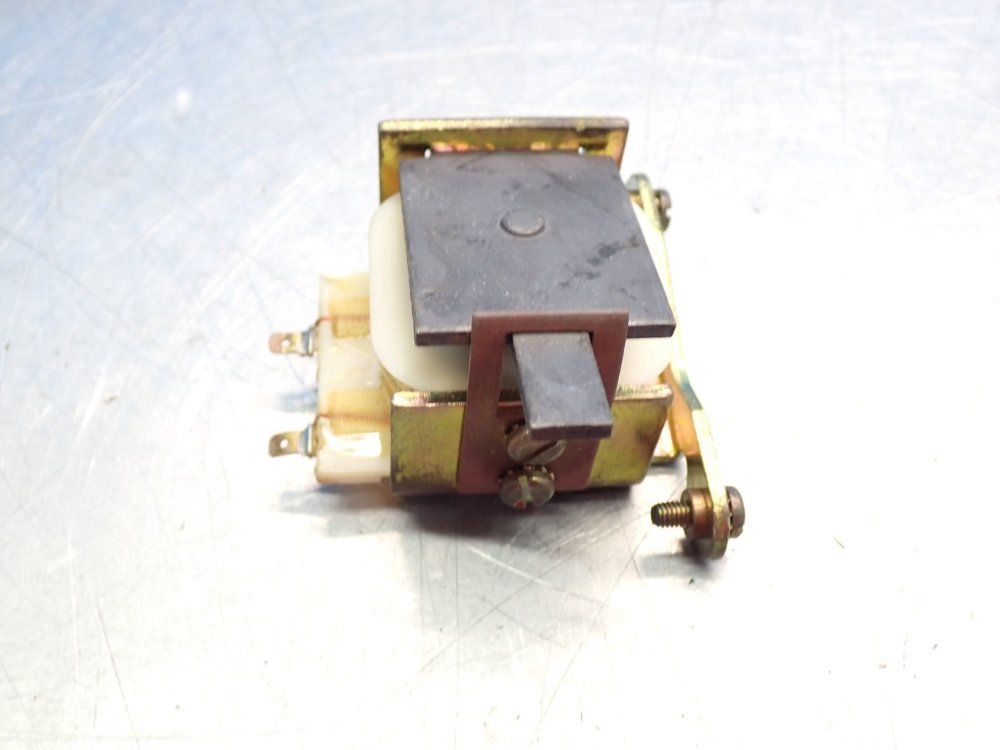 Cutler-hammer Circuit Breaker - 151d786g01