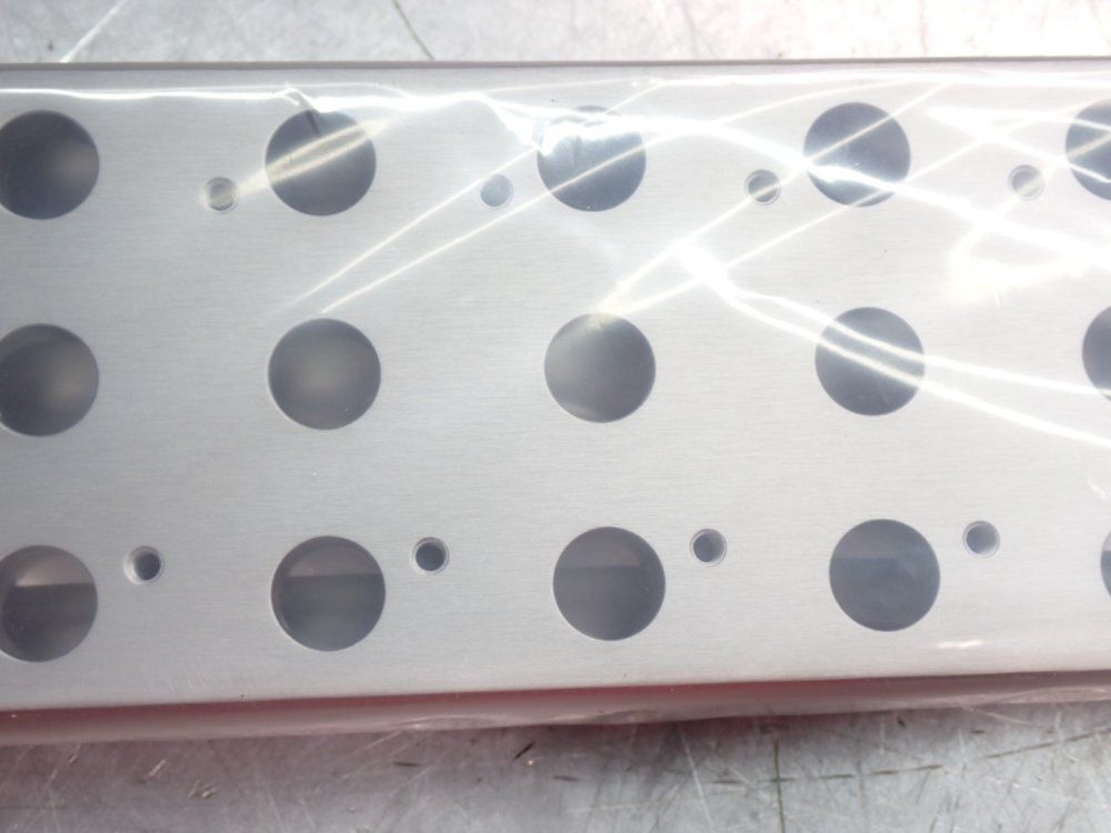 Smc Pneumatics Manifold Valve - Vv5f5-20-101