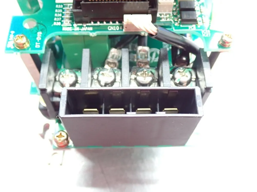 Yaskawa Servo Amplifier - 142177-2