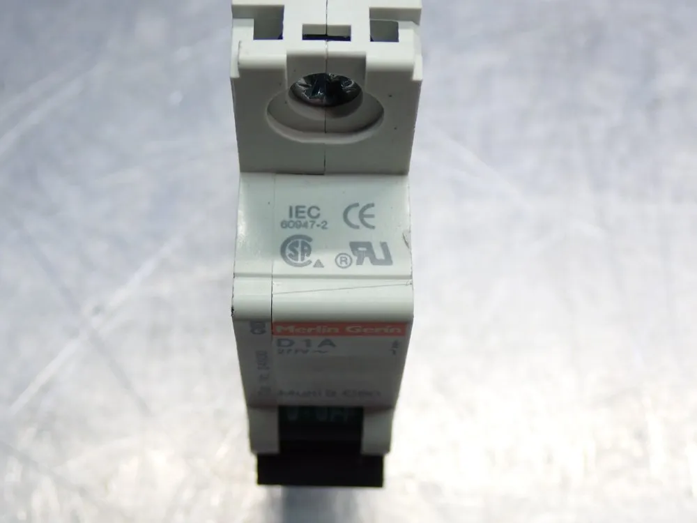 Square D Circuit Breaker - Mg24500