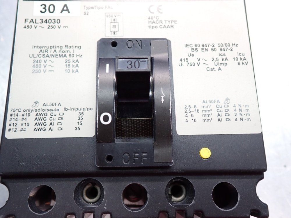 Square D Molded Case Circuit Breaker