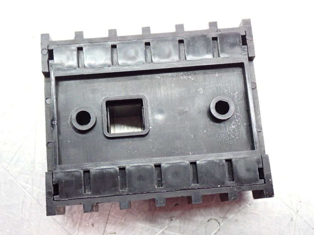 Red Lion Relay Base - 2300200