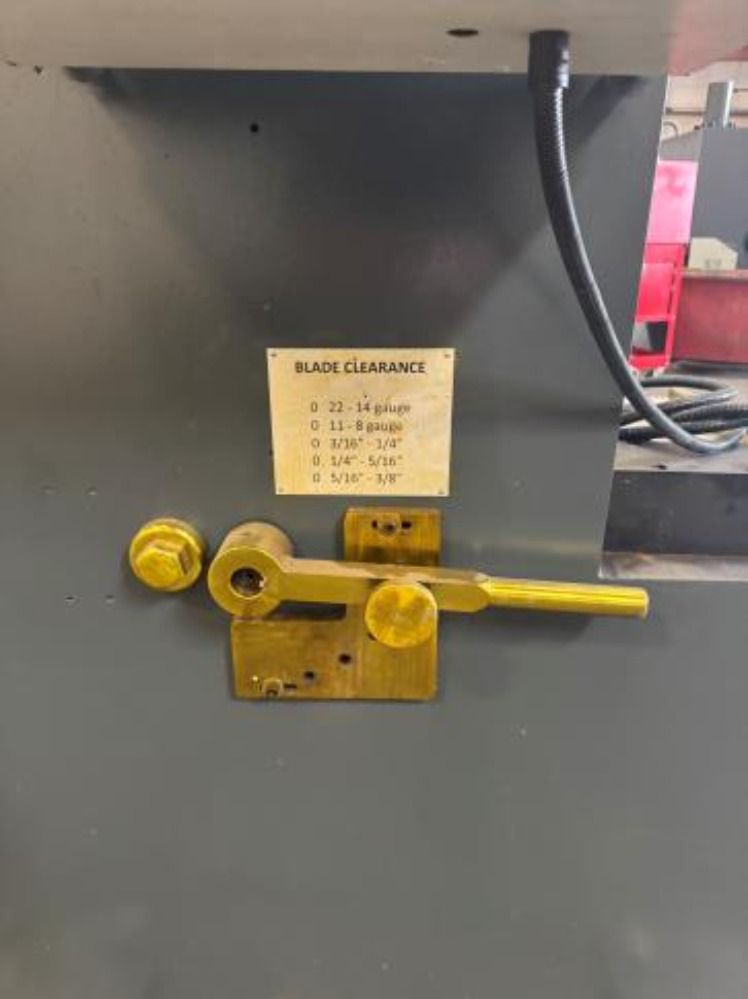 Jayshree Machine Tools Shear - Khvr-830