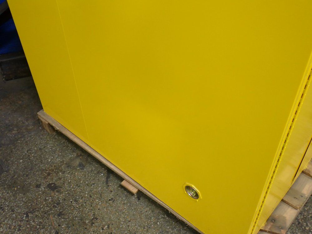 Uline 55 Gal Flammable Liquid Storage Cabinet - H-5706