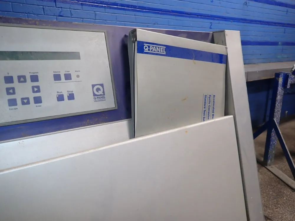Quv Accelerated Weathering Tester - Quv/ba5ic