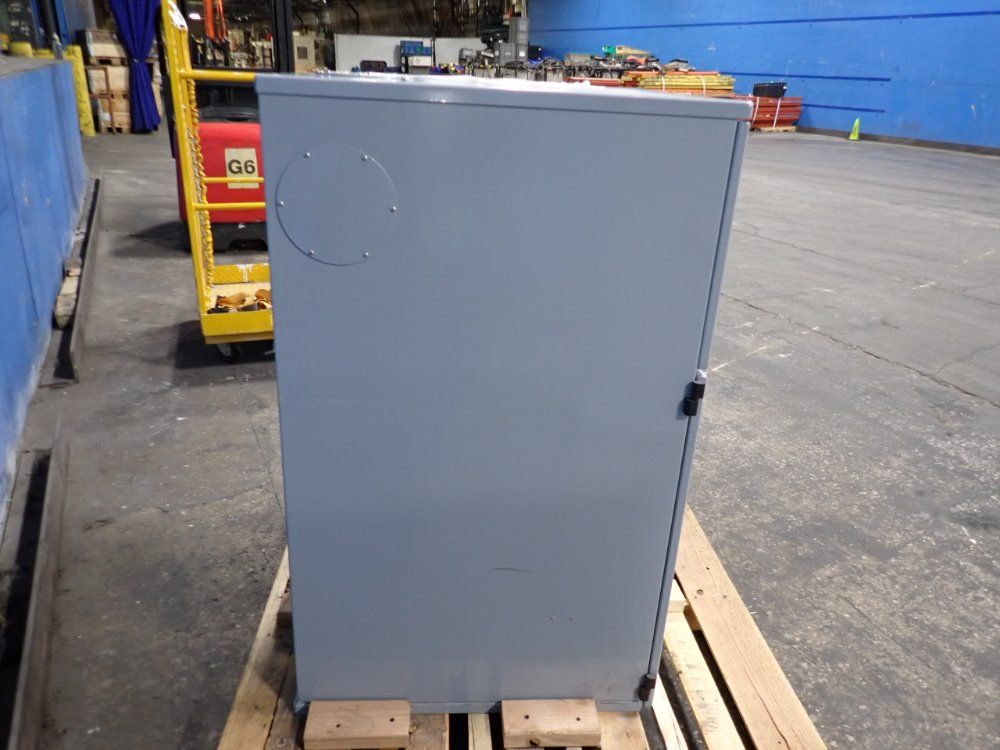 Simco Ion 3 Hp Dust Collector - 84 Cabinet Oem