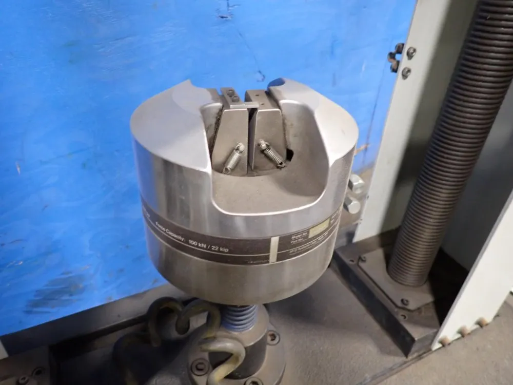 Satec Systems Tensile Tester - 5500 Ret United60k