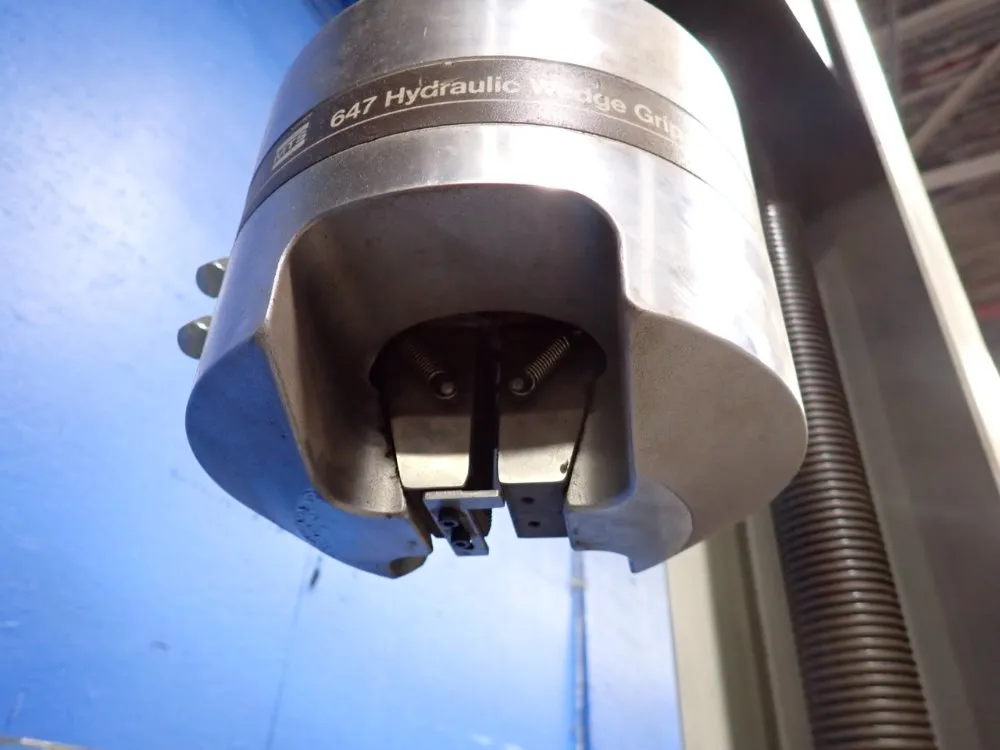 Satec Systems Tensile Tester - 5500 Ret United60k