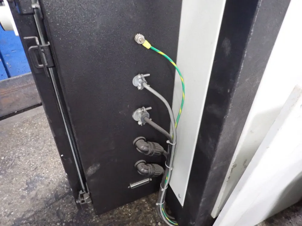 Satec Systems Tensile Tester - 5500 Ret United60k