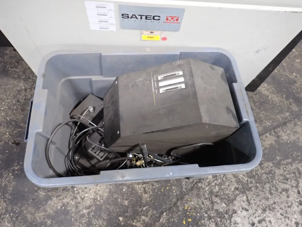 Satec Systems Tensile Tester - 5500 Ret United60k