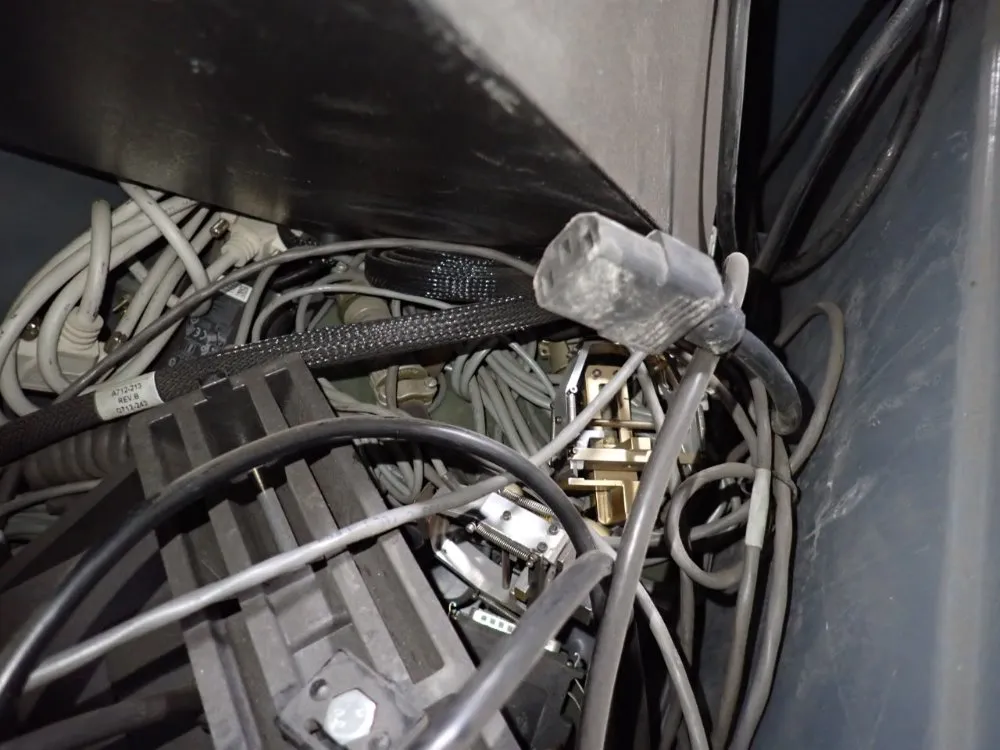 Satec Systems Tensile Tester - 5500 Ret United60k