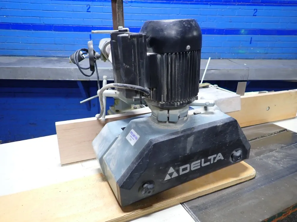 Delta 24" X 30" Shaper W/ Feeder - 36-836
