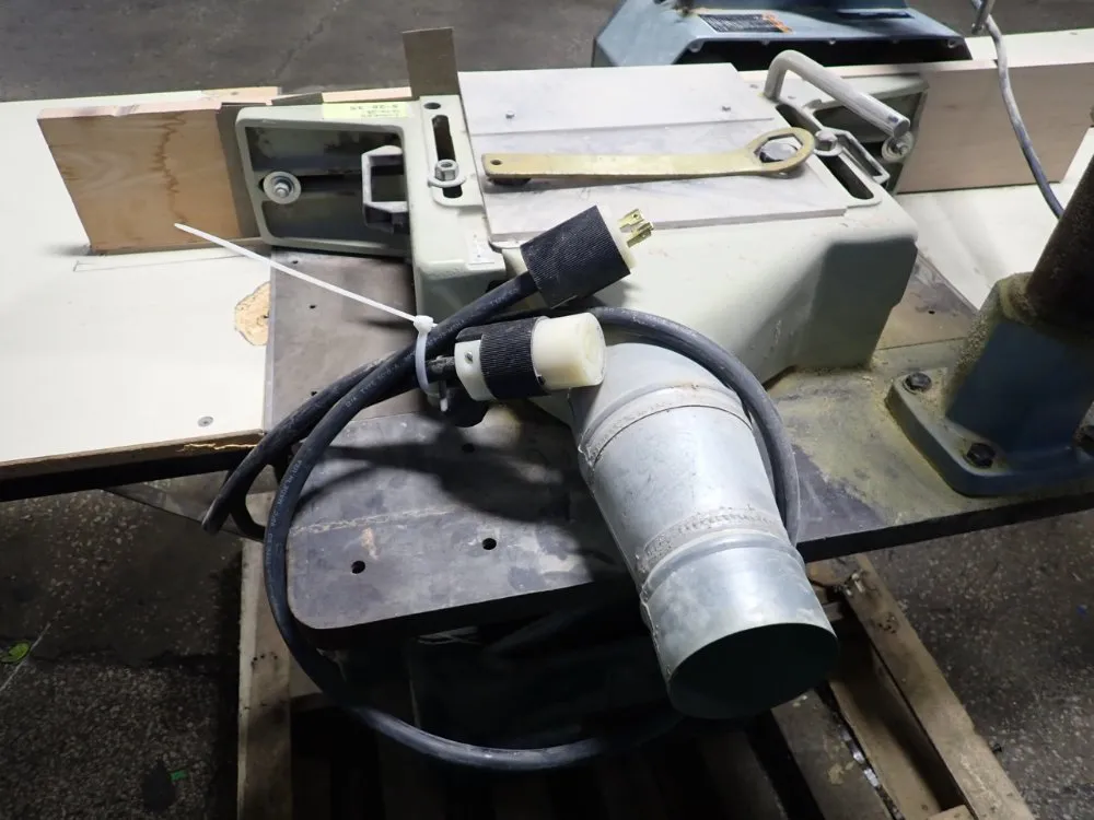 Delta 24" X 30" Shaper W/ Feeder - 36-836