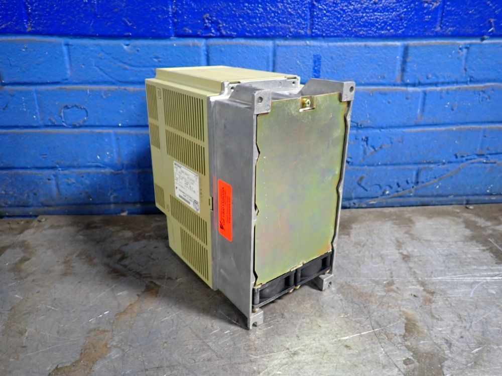 Yaskawa Servopack - Sgdb-03vdy1