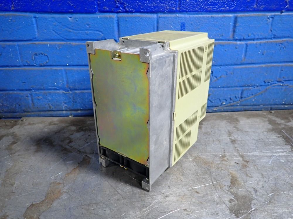 Yaskawa Servopack - Sgdb-03vdy1