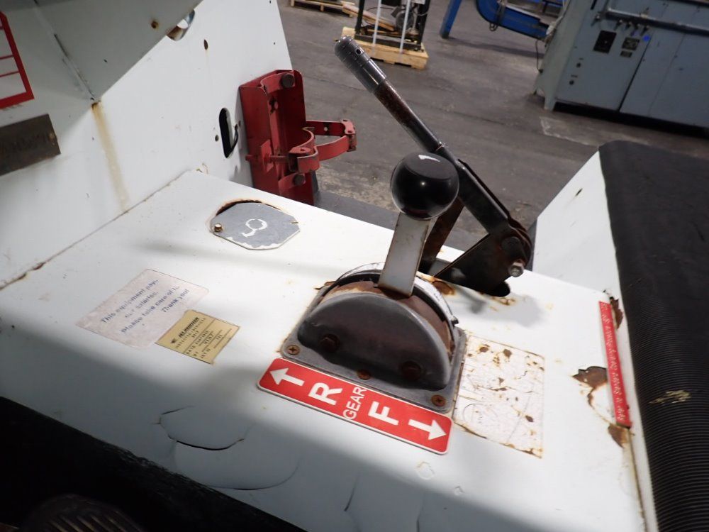 Harlan Corporation 8000 Lbs Baggage Tractor - Htad