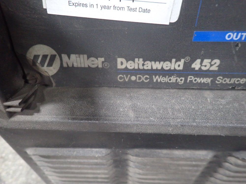 Miller Electric 450 Amps Welder - Deltaweld 452