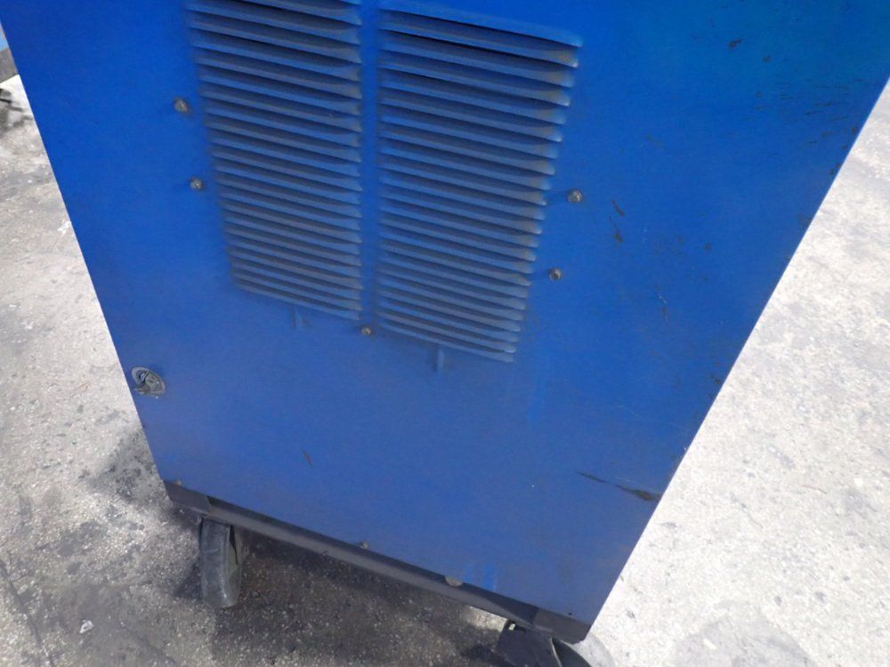Miller Electric 350 Amps Welder - Syncrowave 350