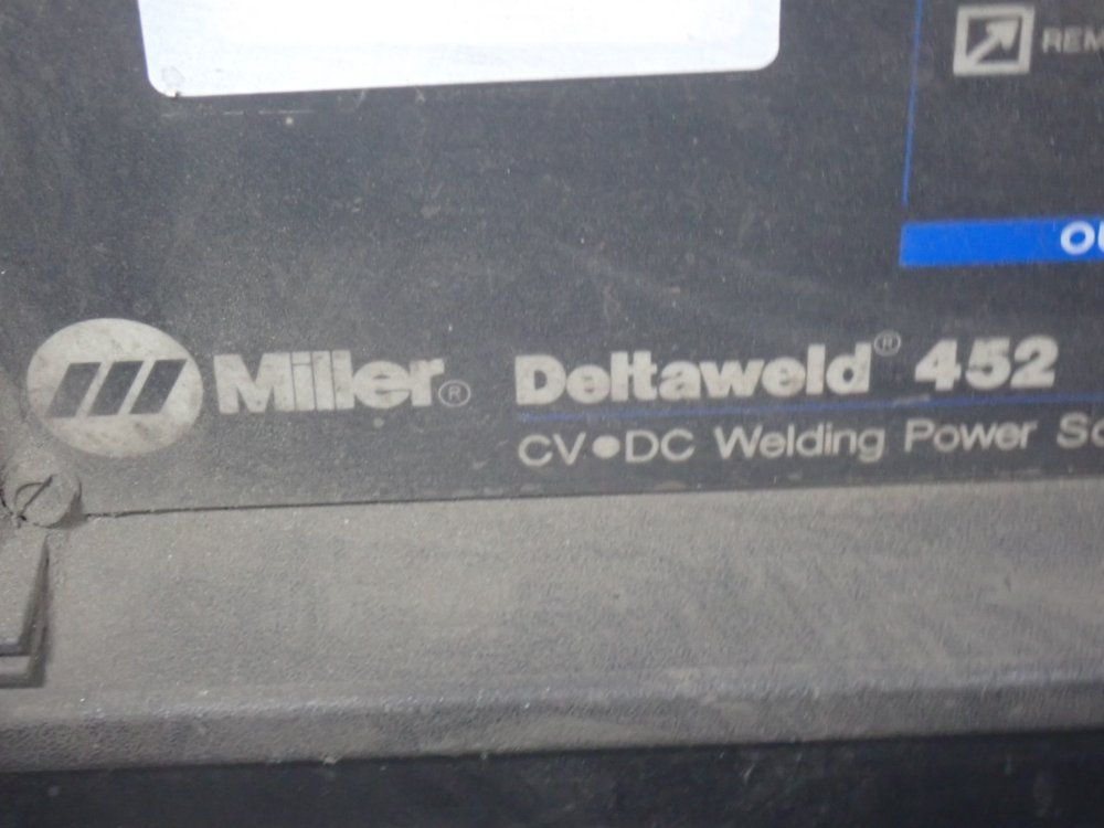 Miller Electric 450 Amps Welder - Deltaweld 452