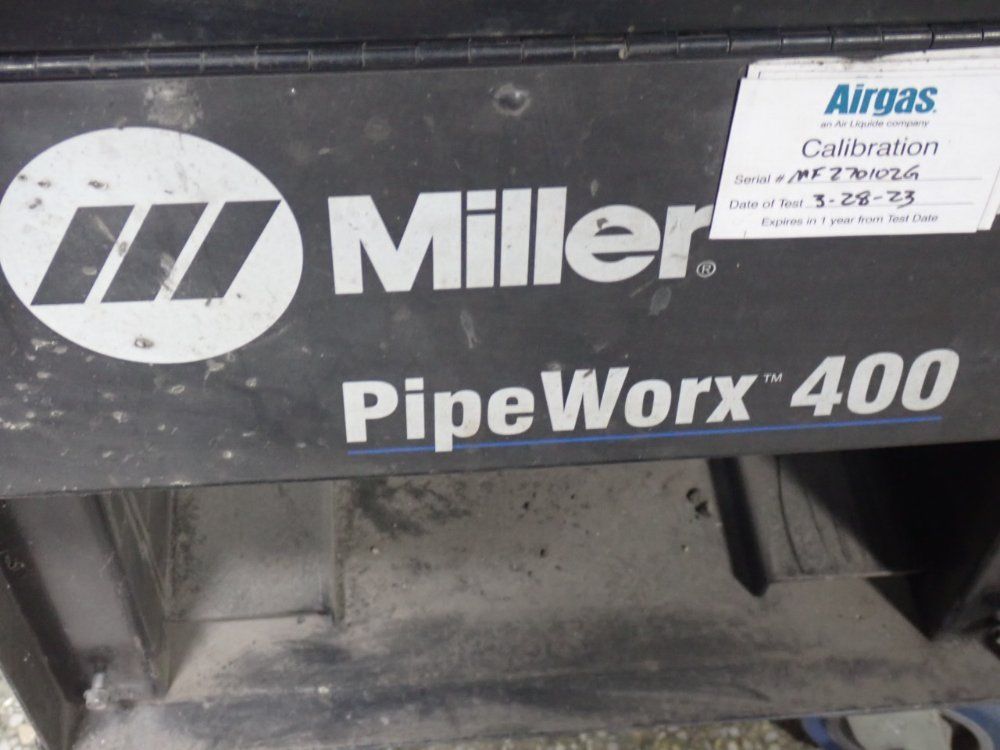 Miller Electric 565 Amps Welder - Pipeworx 400