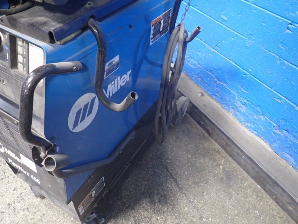 Miller Electric 565 Amps Welder - Pipeworx 400