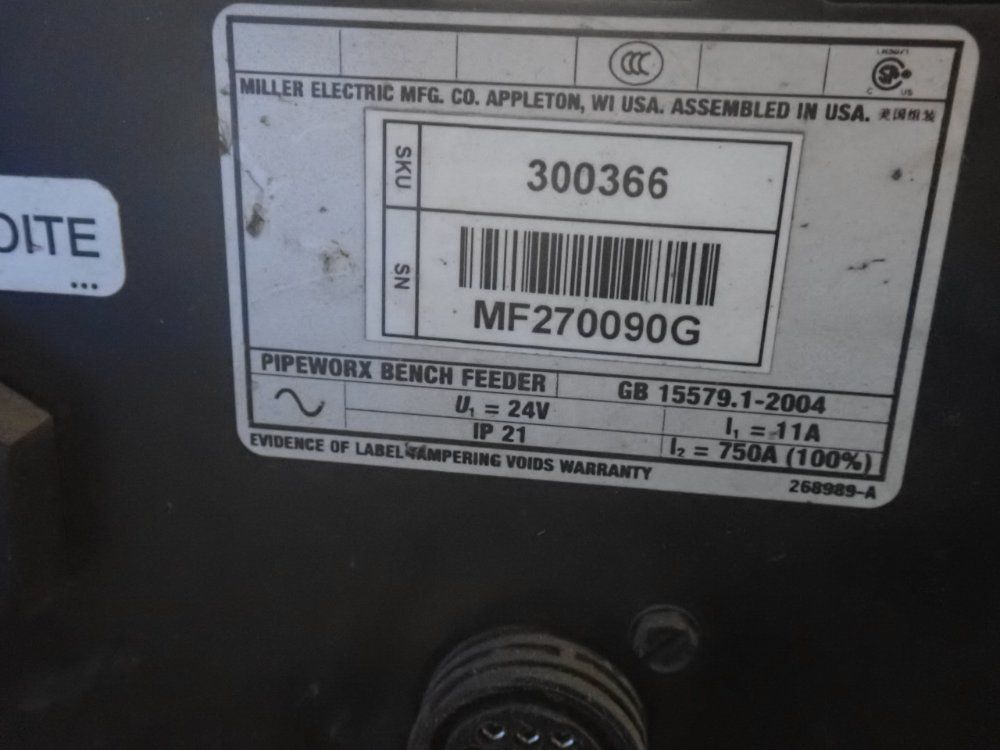 Miller Electric 565 Amps Welder - Pipeworx 400