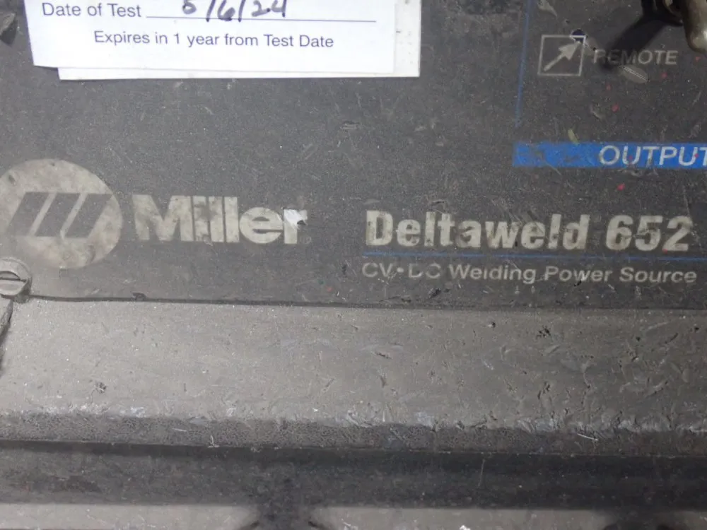 Miller Electric 650 Amps Welder - Deltaweld 652
