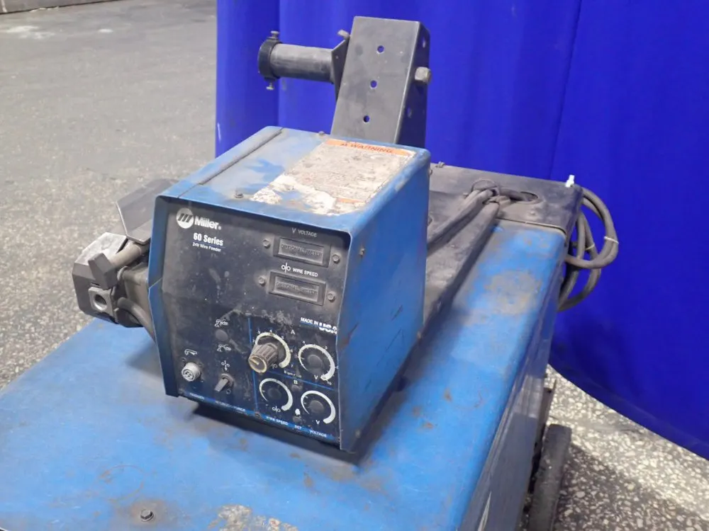 Miller Electric 650 Amps Welder - Deltaweld 652