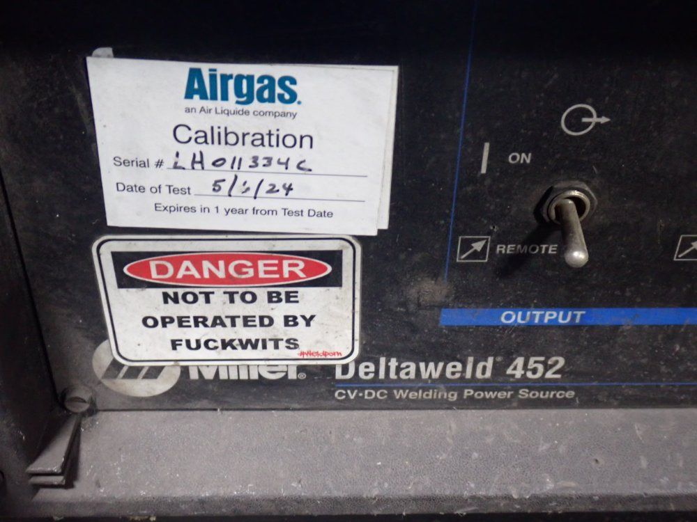 Miller Electric 450 Amps Welder - Deltaweld 452