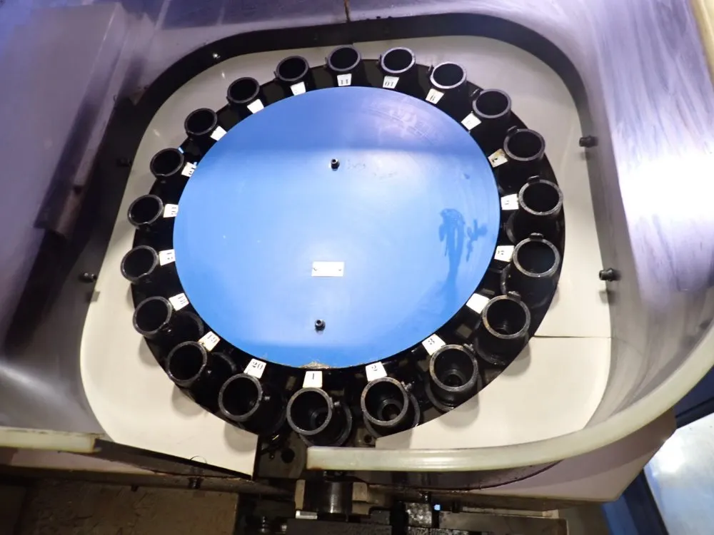 Kia Machine Tool 18" X 36" Cnc Vmc - V35