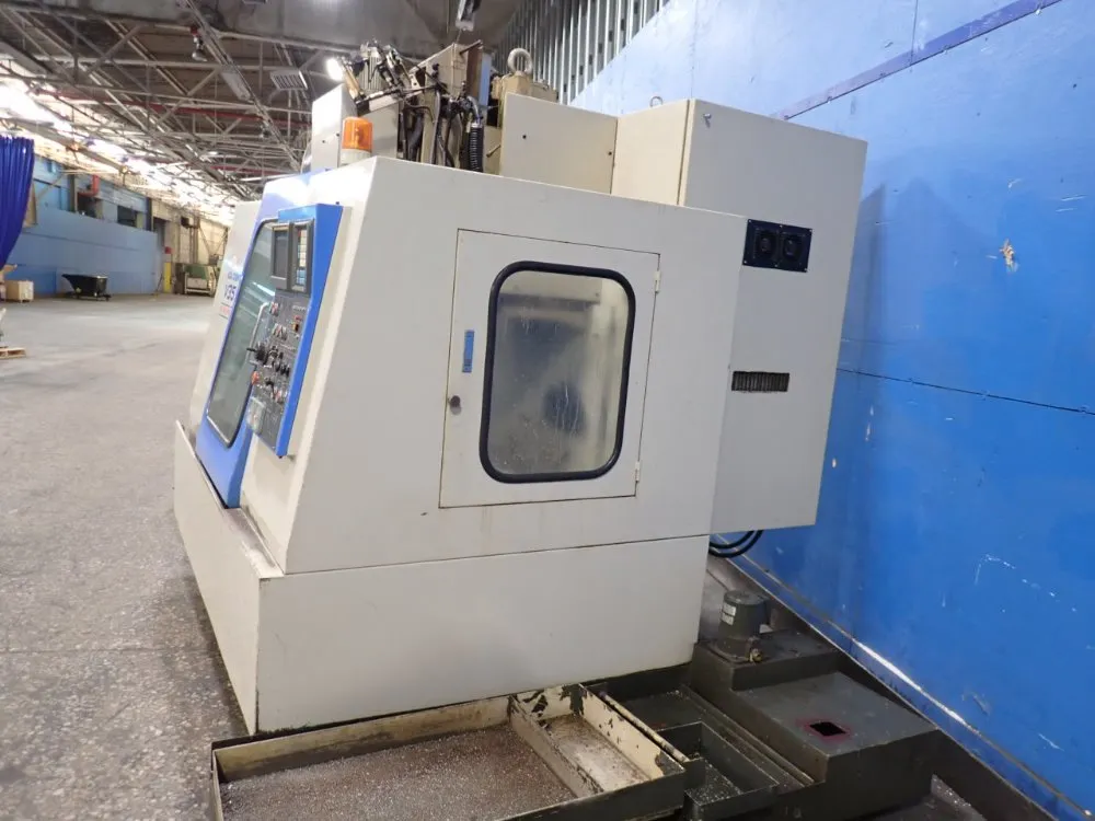 Kia Machine Tool 18" X 36" Cnc Vmc - V35