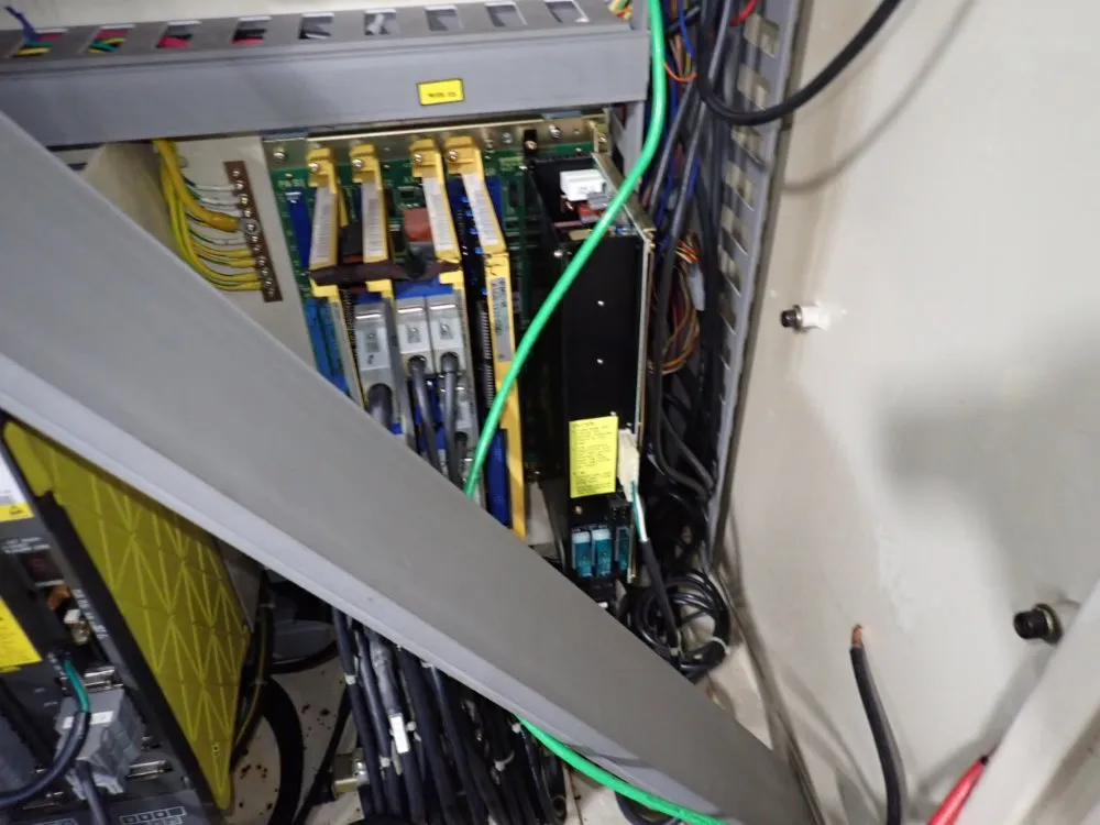 Kia Machine Tool 18" X 36" Cnc Vmc - V35