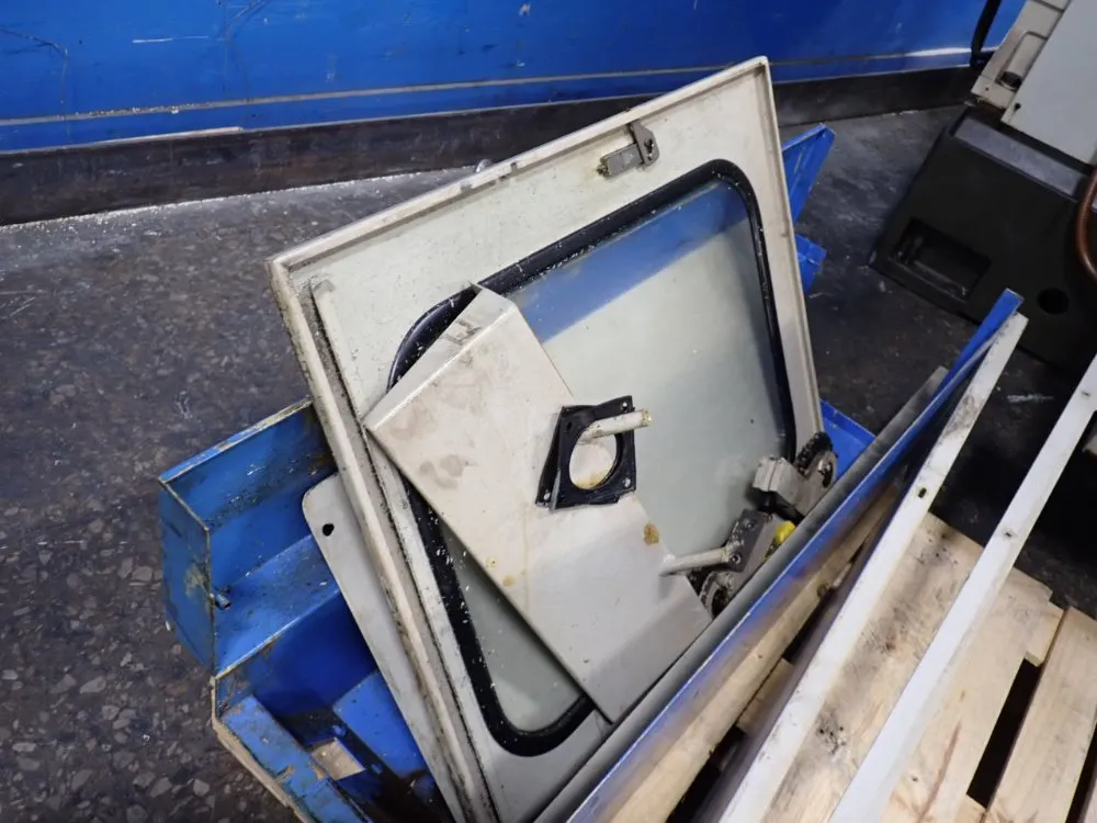 Kia Machine Tool 18" X 36" Cnc Vmc - V35