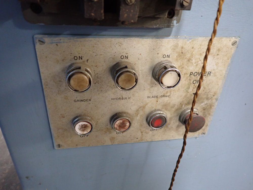 Dake Johnson 40" Vertical Band Saw - Vh-40