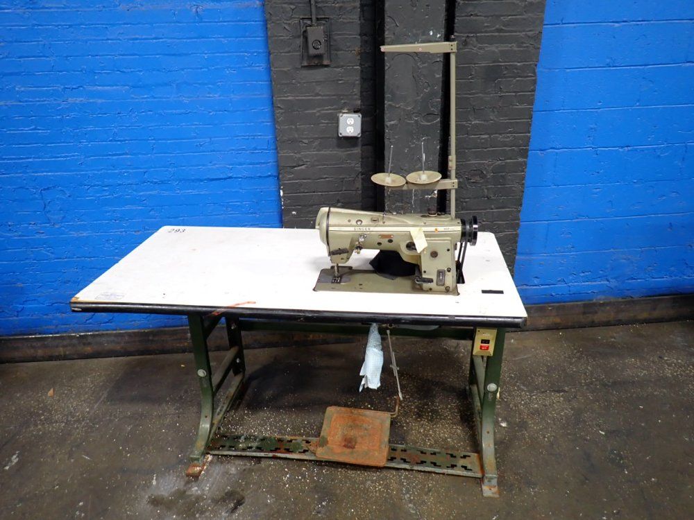 Singer 11" Sewing Machine - 457u135