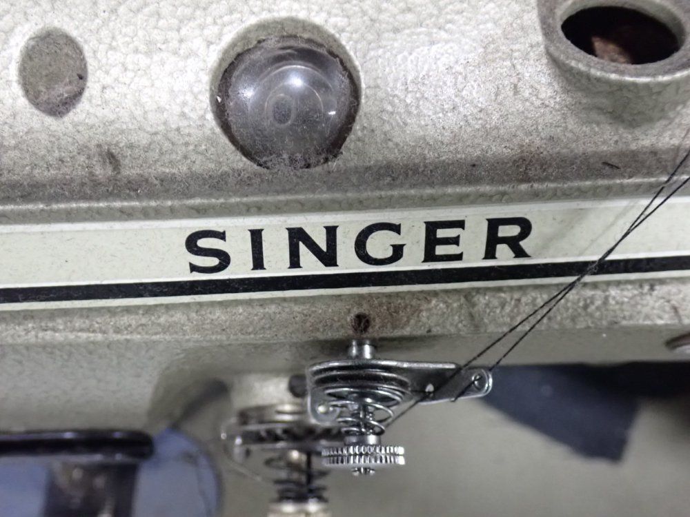 Singer 11" Sewing Machine - 457u135