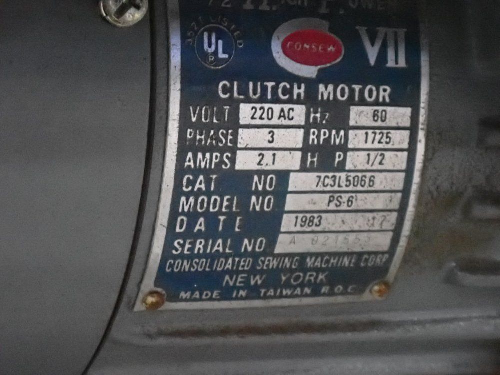 Singer 11" Sewing Machine - 457u135