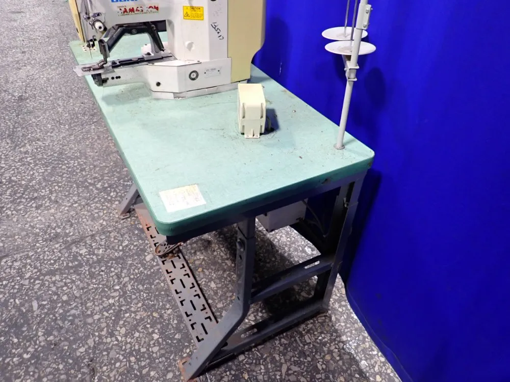 Juki 10" Throat Sewing Machine - Lk-1900