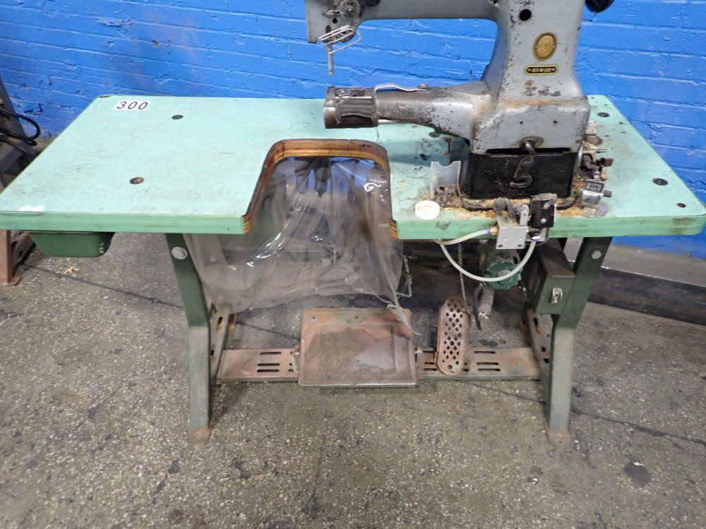 The Singer Manufacturing Company 10" Throat Sewing Machine - 153 W 102