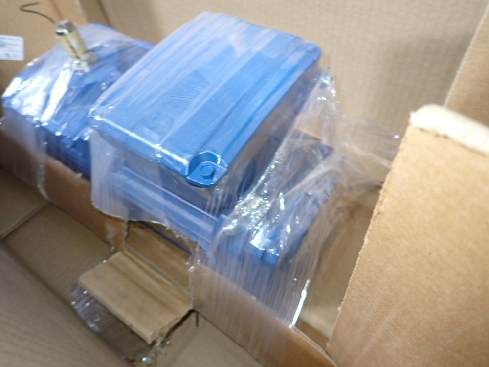 Sew-eurodrive 0.50 Hp Gear Drive - W30 Drn71m4/ei71