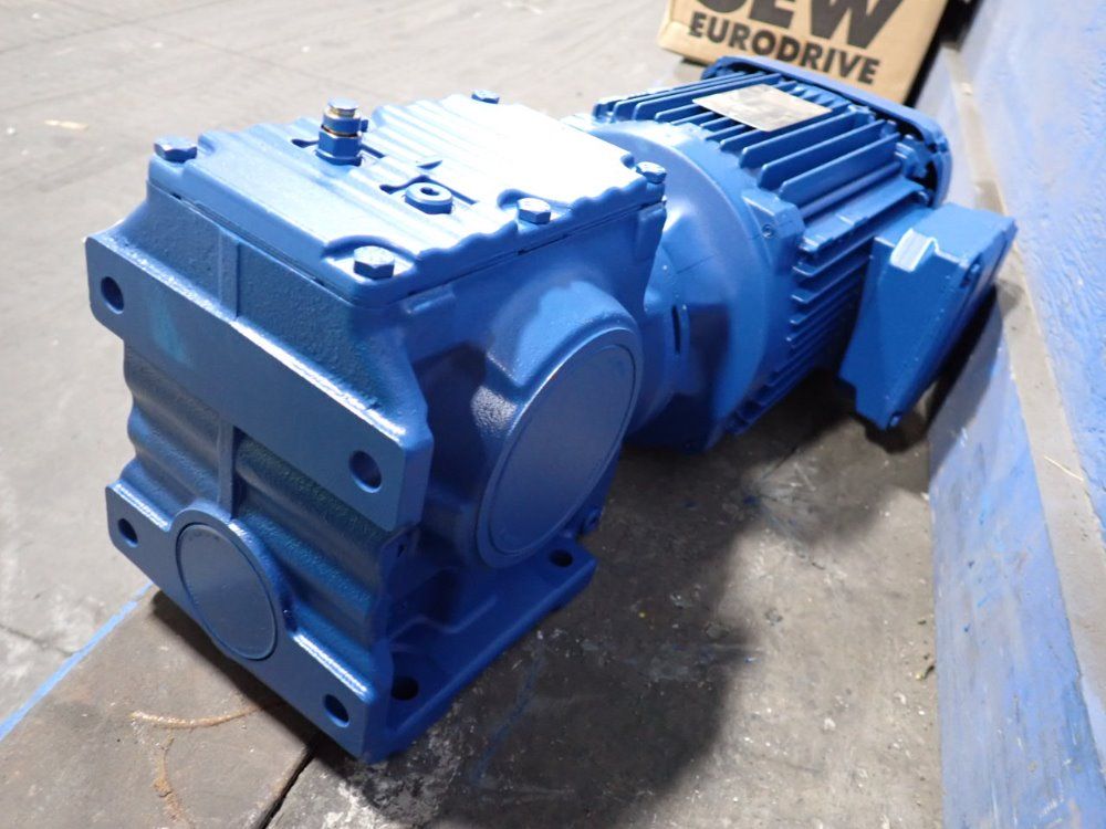 Sew-eurodrive 2 Hp Gear Drive - S57 Drn90l4