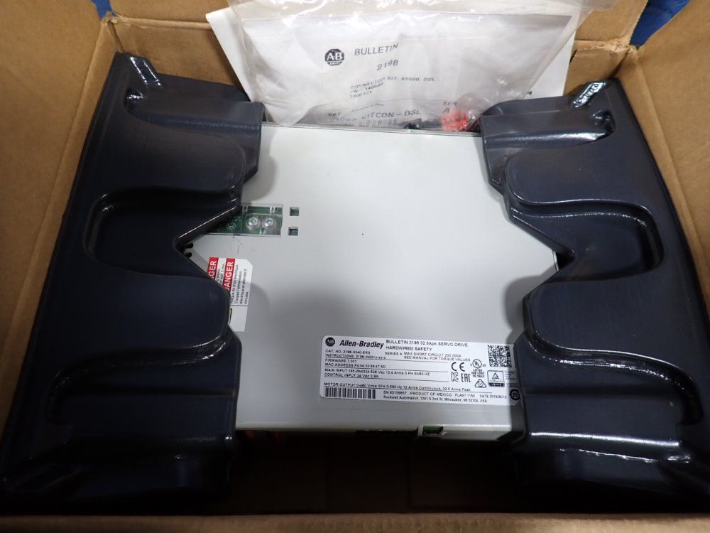 Allen-bradley Kinetix 5500 Servo Drive - 2198-h040-ers