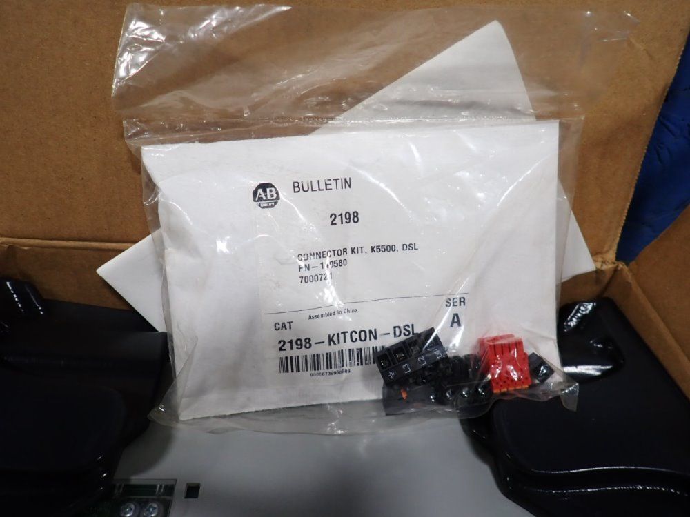 Allen-bradley Kinetix 5500 Servo Drive - 2198-h040-ers