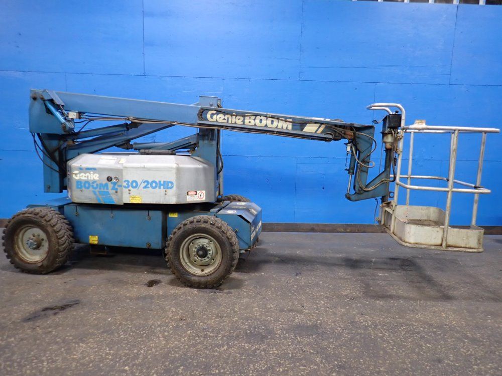 Genie 500 Lbs Boom Lift - Boom Z-30/20hd