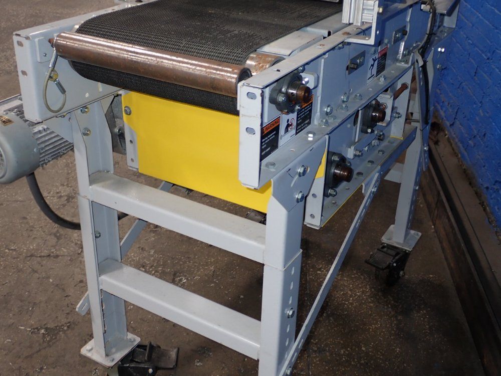 Atlantis 48" X 14" X 40" Portable Power Belt Conveyor