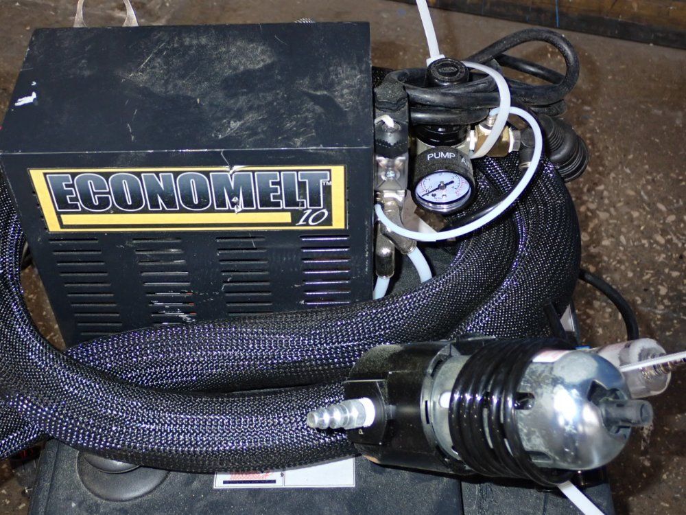 Glue Machinery Corp 2620 Watts Hot Glue Machine - Economelt 10